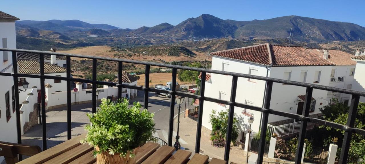El Manantial Hotel Zahara De La Sierra Kültér fotó